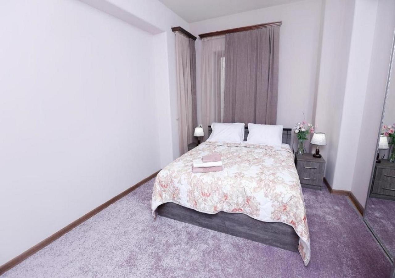 Yard Guesthouse Jereván Kültér fotó